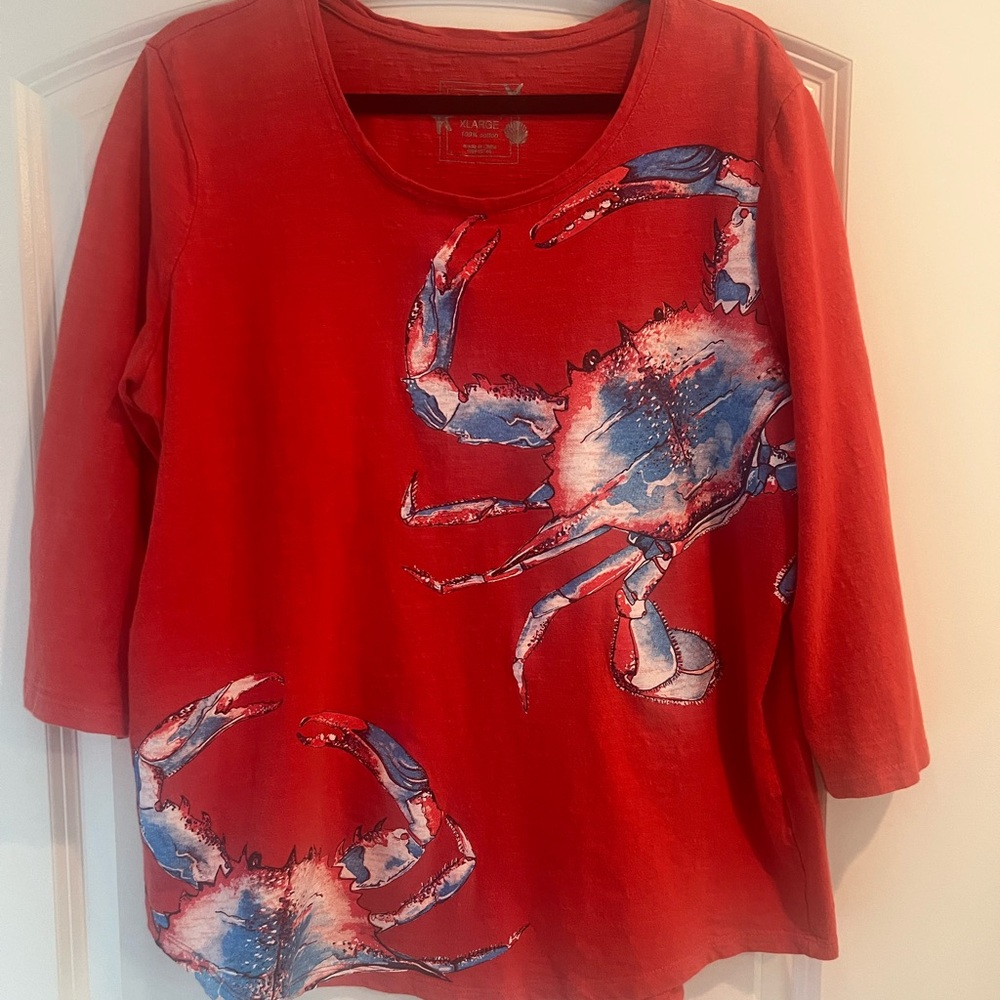 Coral Bay Red with Crab Design